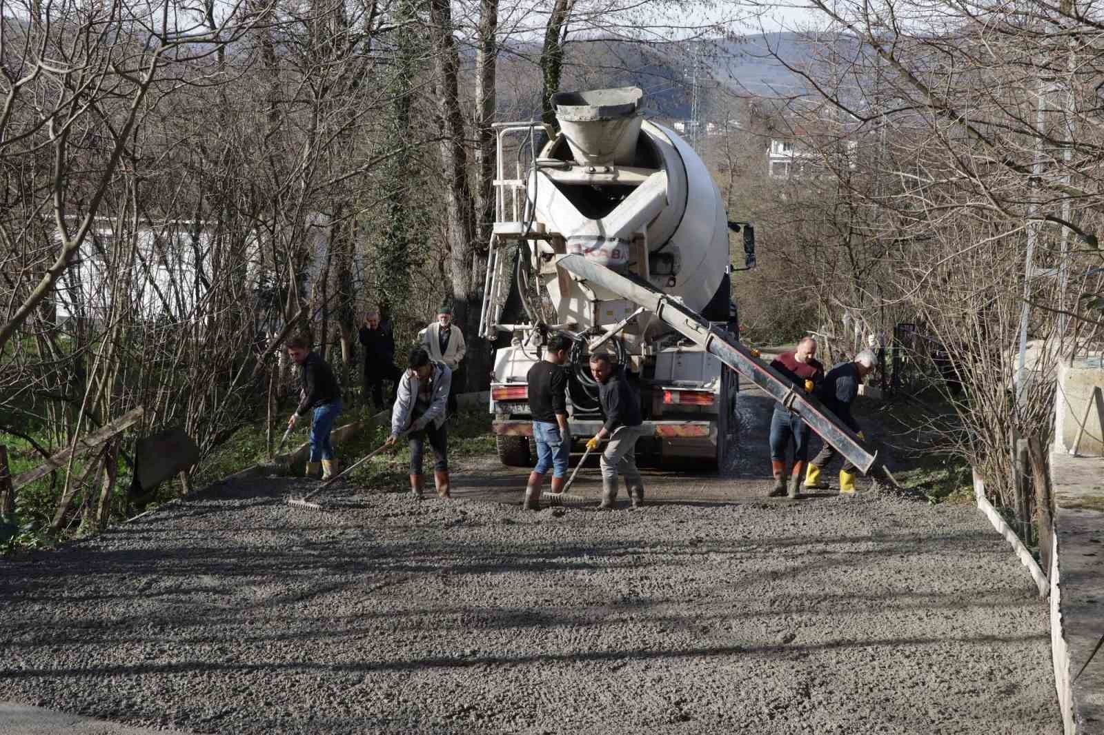 Ordu’da beton yol çalışmaları devam ediyor
?v=1