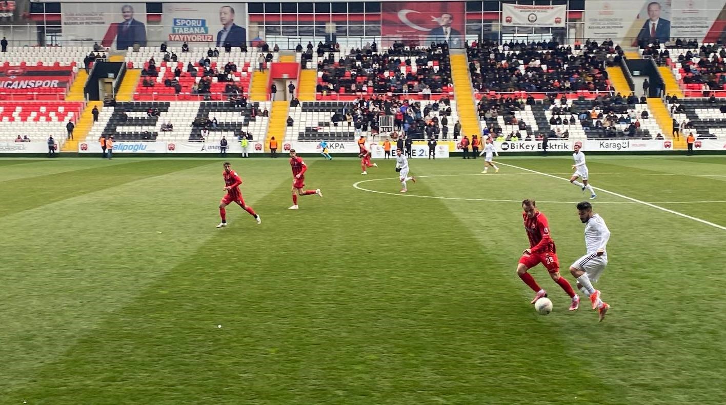 TFF 2. Lig Beyaz Grup; 24Erzincanspor - Altayspor: 3-1
