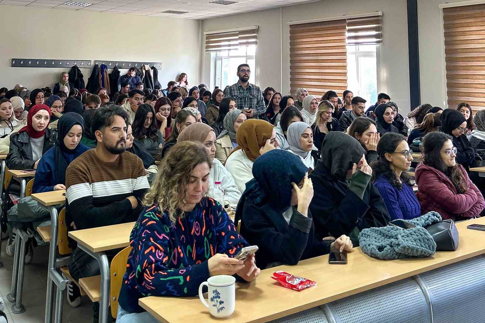 SUBÜ’de ‘Bağımlılıkla Mücadele Seminerleri’ verildi
?v=1