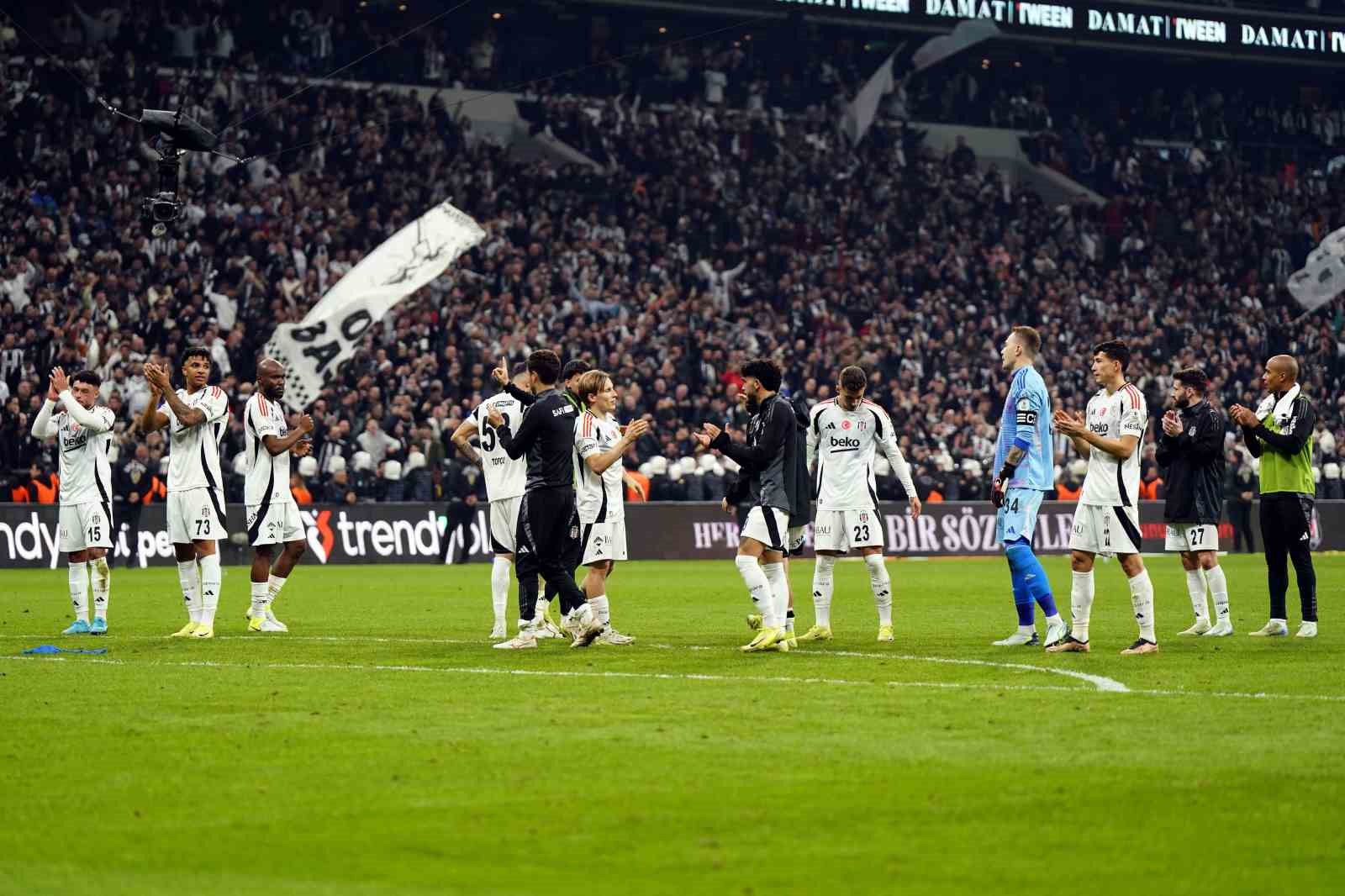 Beşiktaş, Athletic maçı için kombine devir kısıtlamasını kaldırdı
?v=1