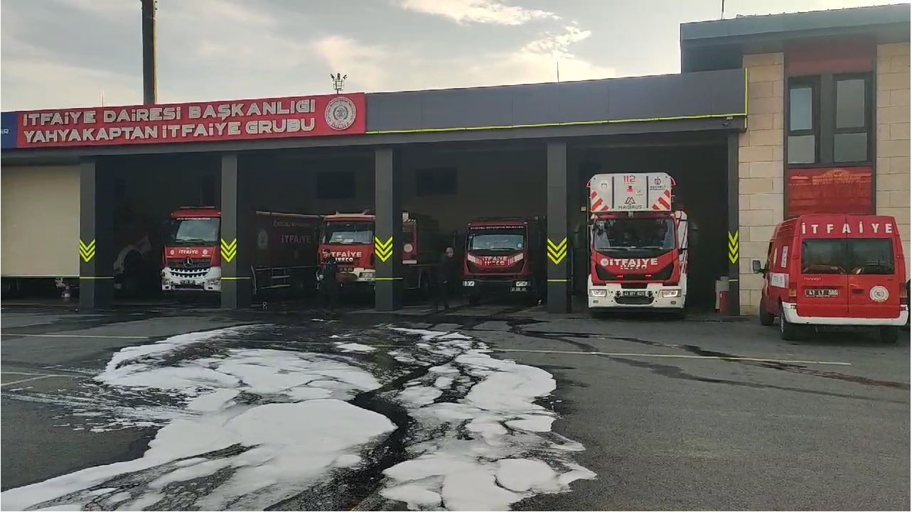 Kocaeli İtfaiyesi, 2 araç ve 5 personelle Bolu’da
?v=1