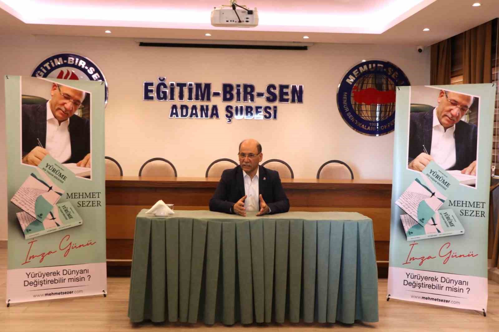 Eğitim-Bir-Sen Adana Şubesi eski başkanı yazdığı kitabını sendika binasında imza günü etkinliği yaptı
?v=1