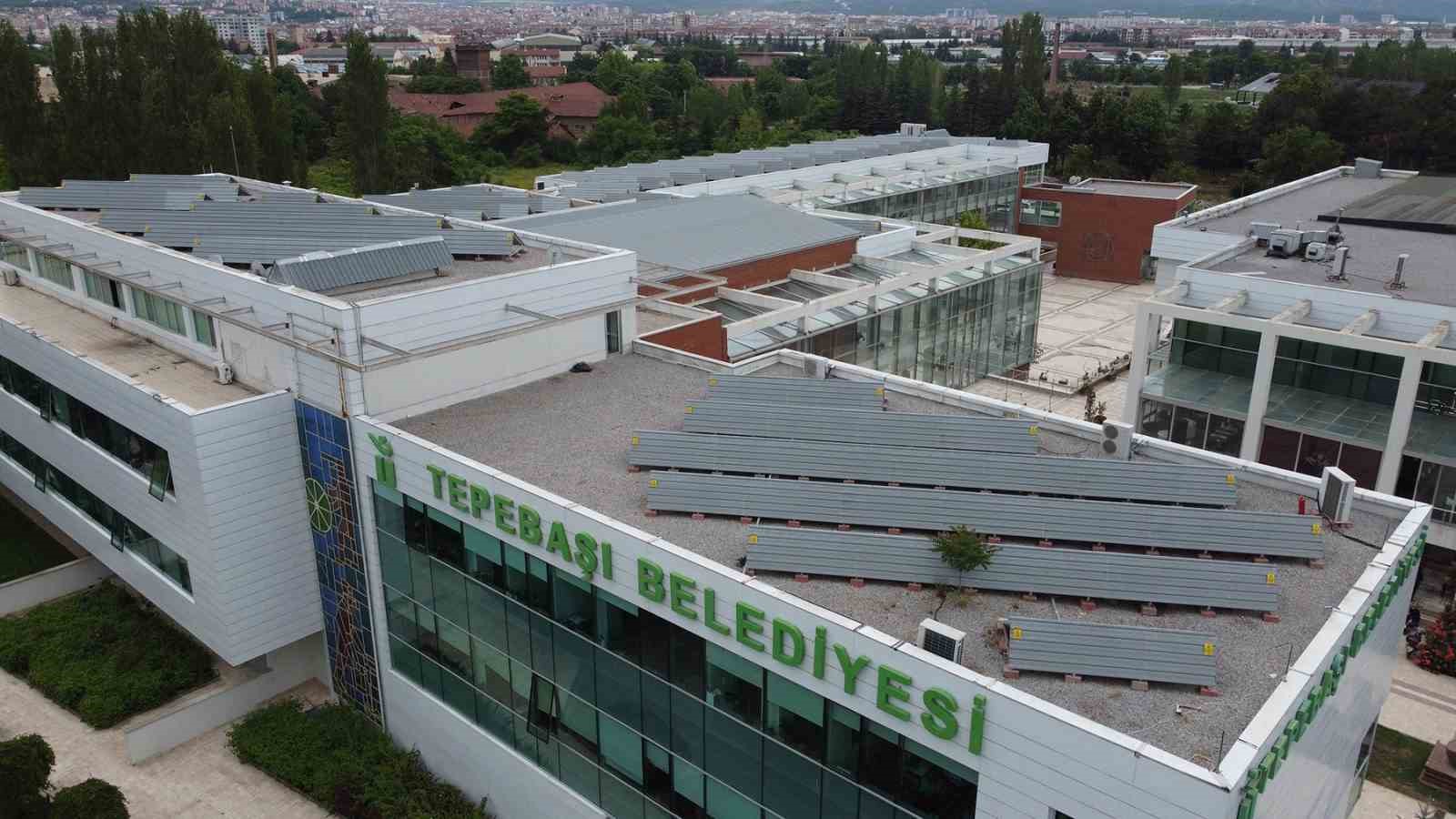 Tepebaşı, güneş sistemleriyle 2024’te 1 milyon 745 bin liralık elektrik üretti
?v=1