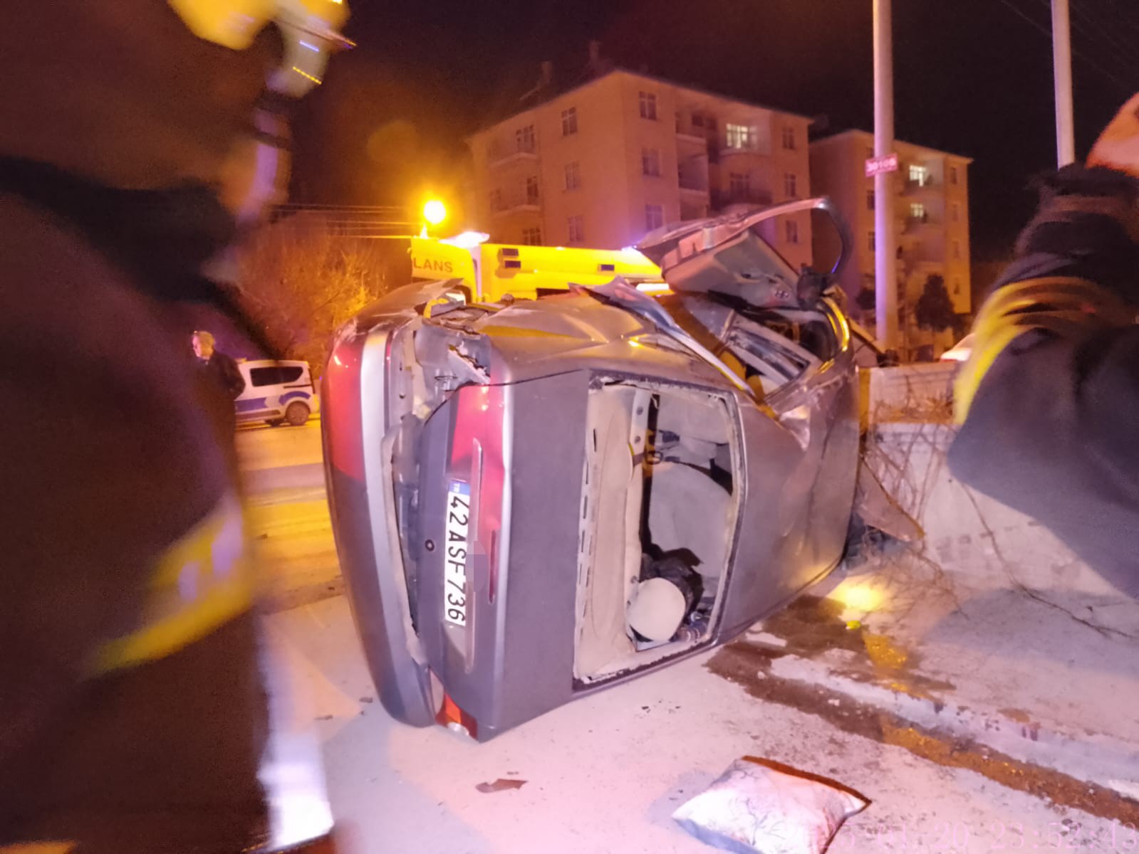 Akşehir’de otomobil takla attı: 1’i ağır 5 yaralı
?v=1