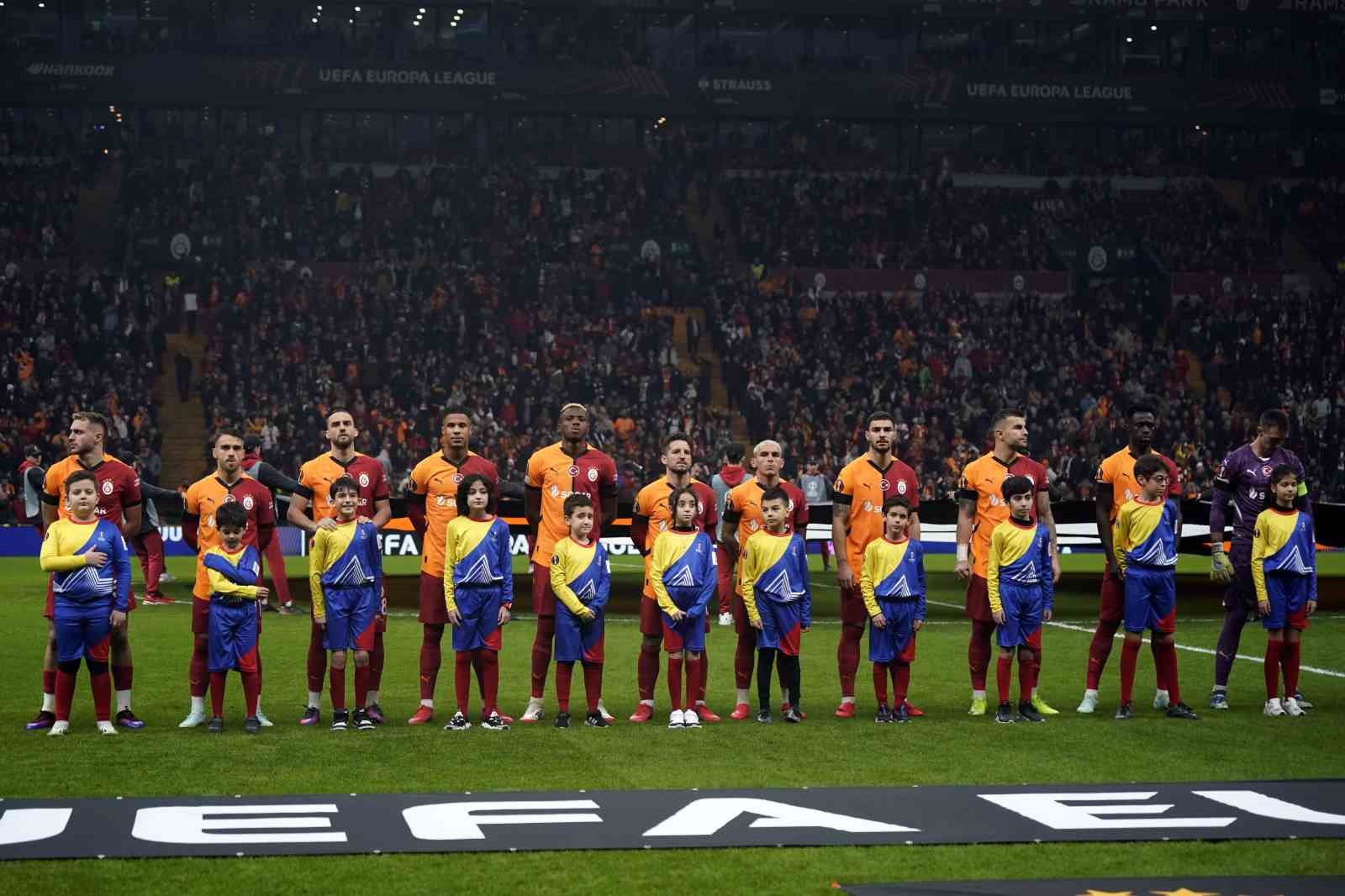 UEFA Avrupa Ligi: Galatasaray: 1 - Dinamo Kiev: 0 (Maç devam ediyor)
