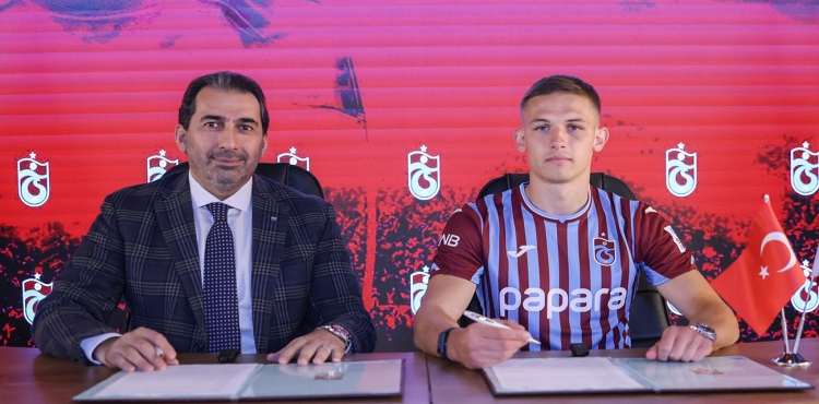 Trabzonspor, Danylo Sikan’ı kadrosuna kattığını resmen açıkladı.