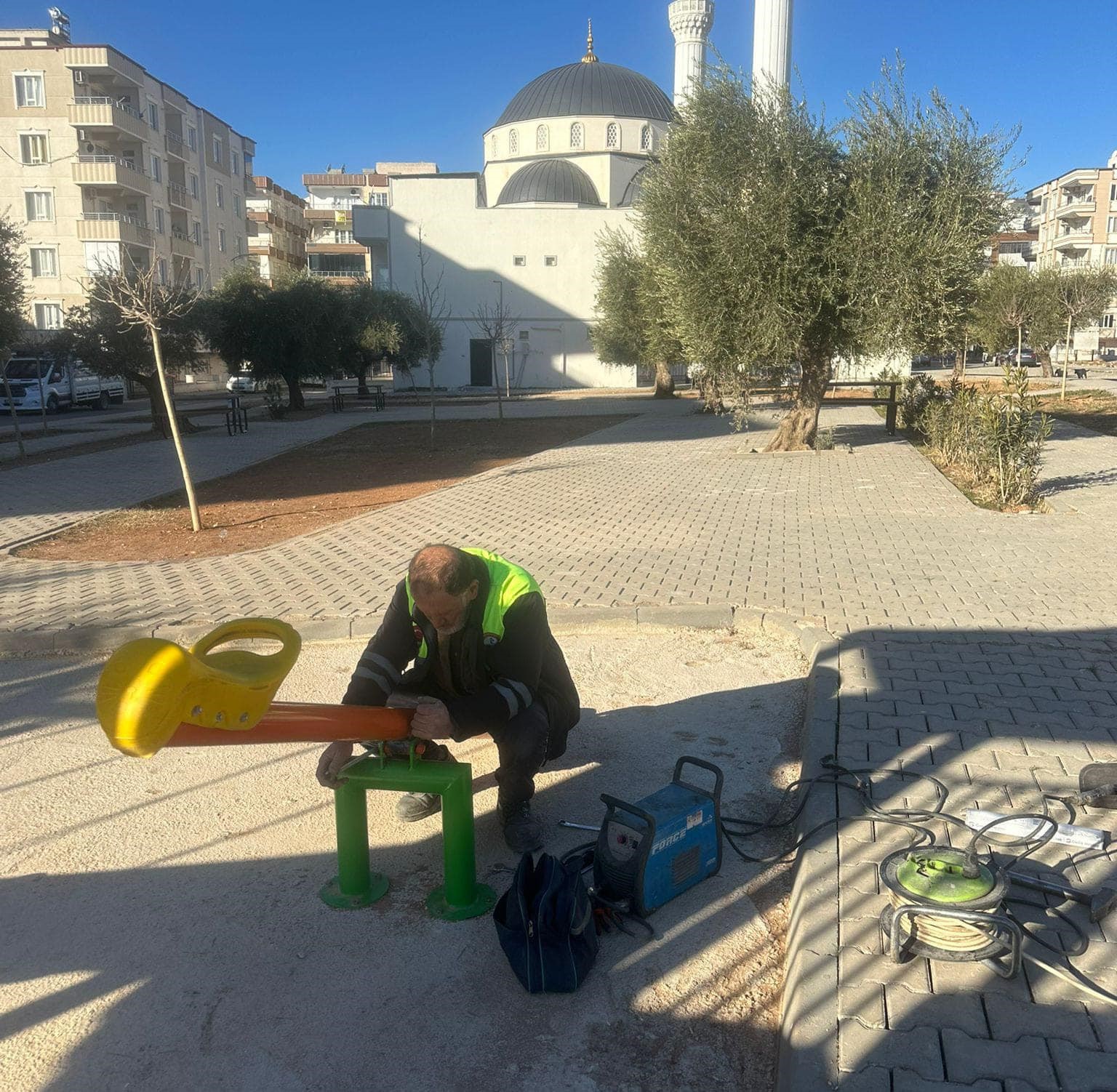 Nizip’te belediye hizmetleri aralıksız sürüyor
?v=1