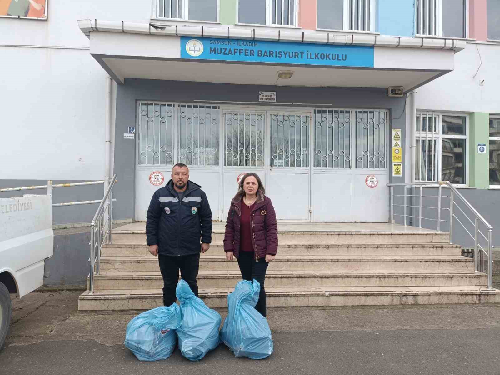 İlkadım’dan ‘Geri Dönüşen Şehir Samsun Projesi’ne destek
?v=1