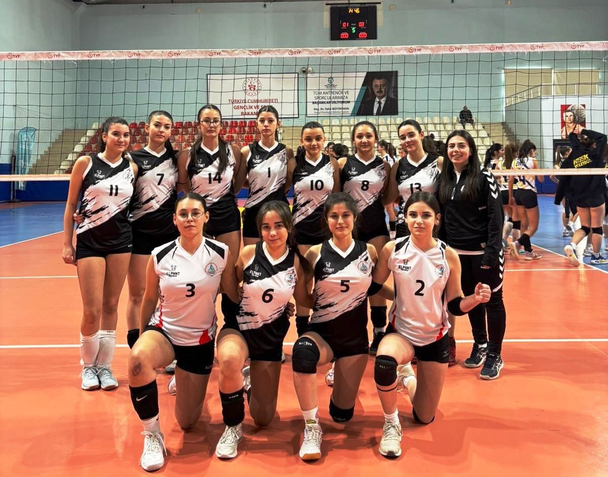 Kocaeli Voleybol Yıldız Kızlar Ligi maçları başladı
?v=1