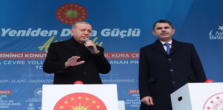 Cumhurbaşkanı Erdoğan:  İzah edilemeyecek fiyatlama yapan bir kesim var. Bu durum enflasyonla mücadelemizin en büyük düşmanıdır ?v=1