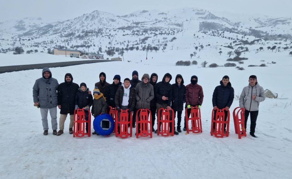 Bayburt’ta düzenlenen ’Gençliğe Değer Ara Dönem Kampı’ kayakla son buldu
?v=1