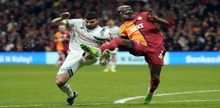 Trendyol Süper Lig: Galatasaray: 1 - Konyaspor: 0 (İlk yarı)