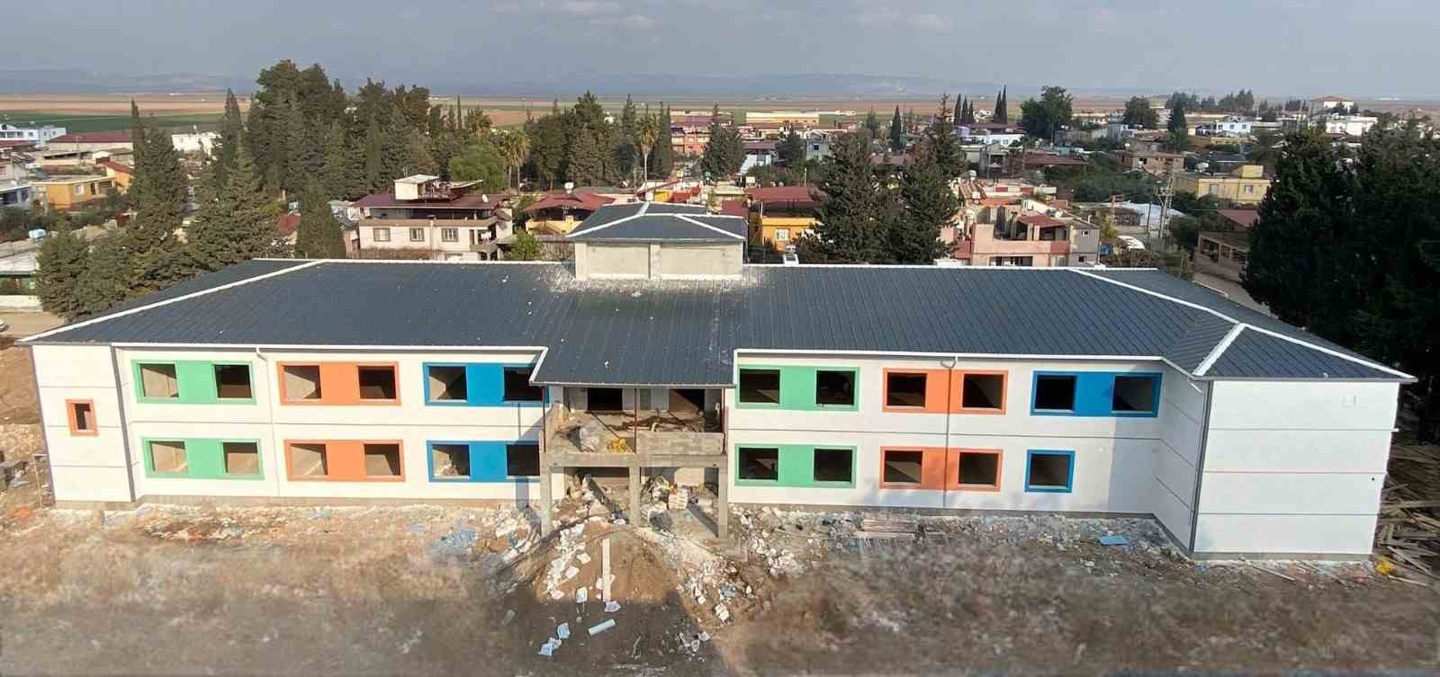 Hatay’daki okulun kabası bitti, ince işçiliği başladı
?v=1