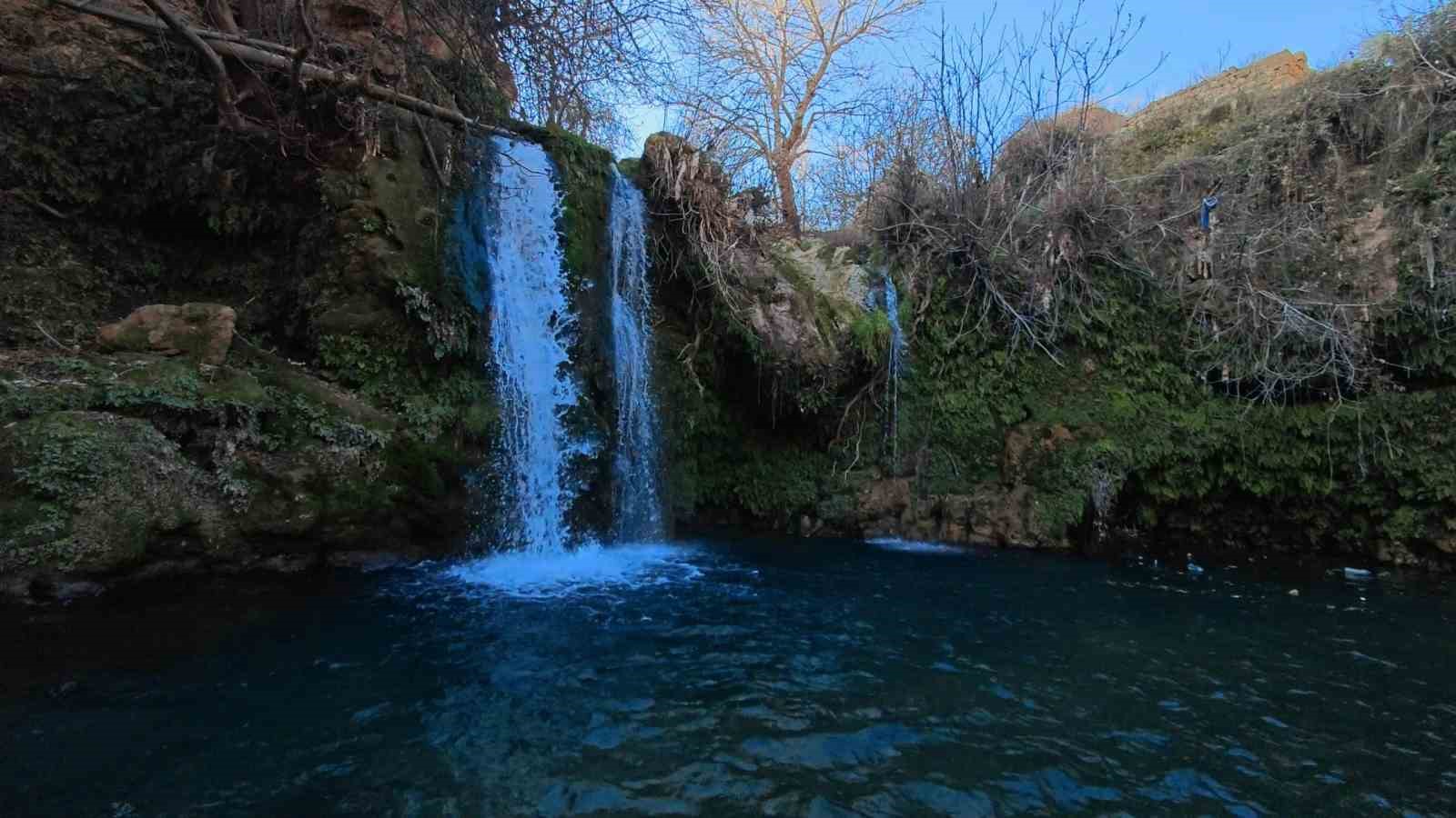 Mardin’de Gurs Vadisi doğal güzelliğiyle dikkat çekiyor
?v=1