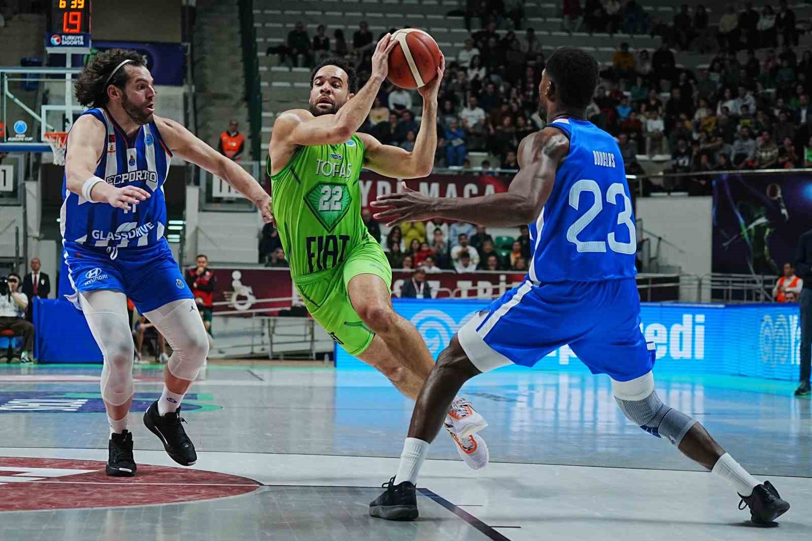 FIBA Europe Cup: Tofaş: 82 - FC Porto: 90
?v=1