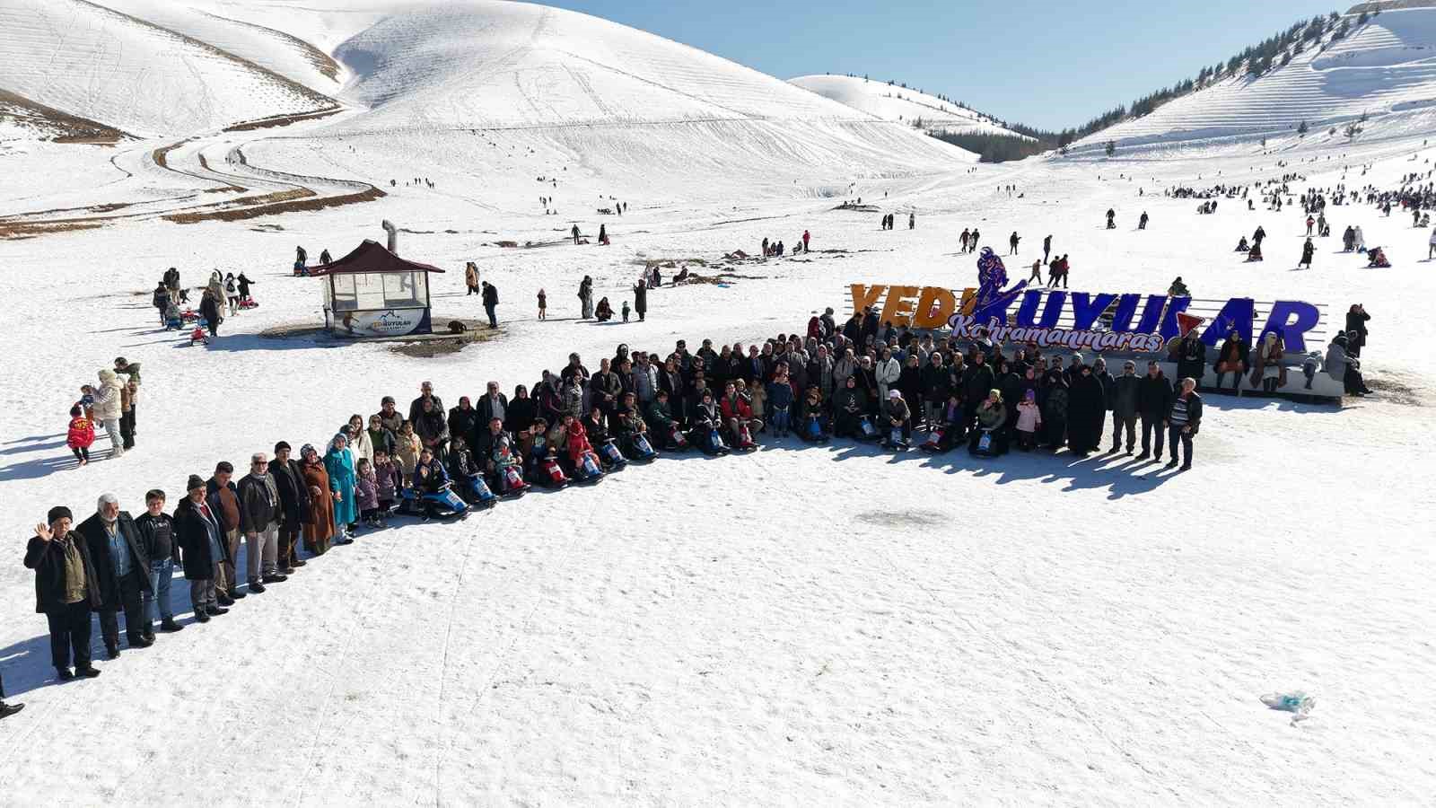 Kahramanmaraş’ta şehit yakınları kayak merkezinde
?v=1