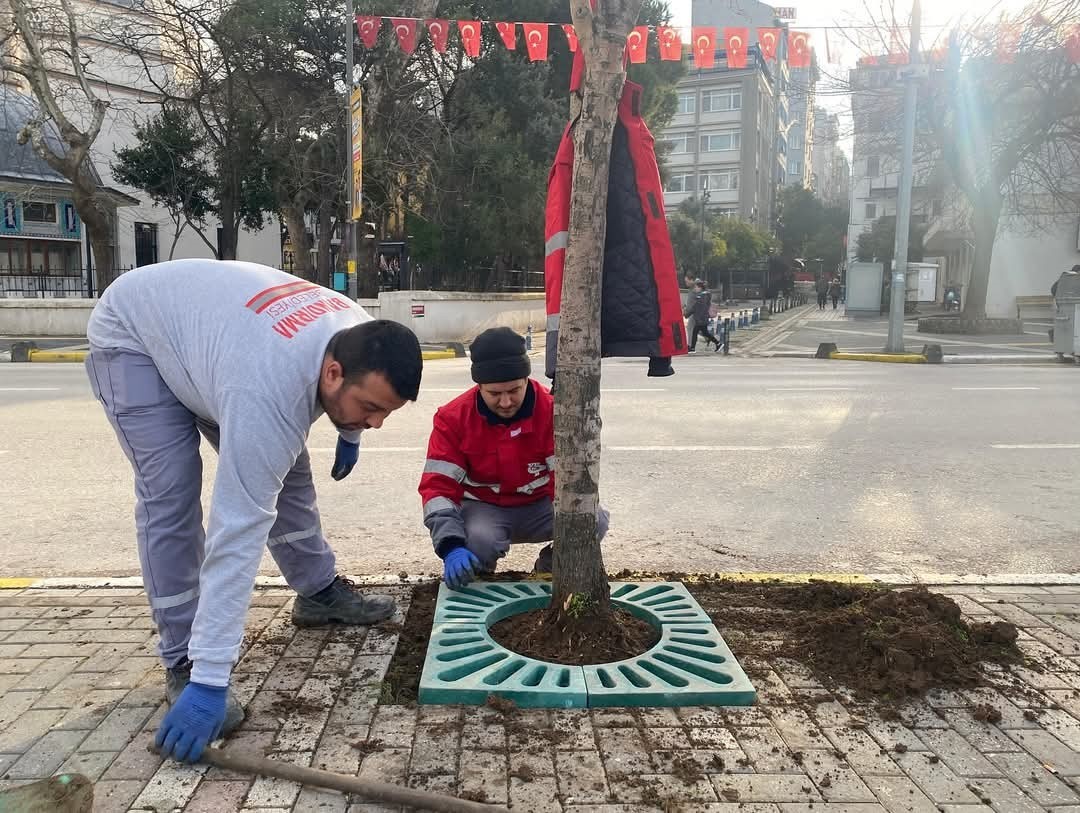 Bandırma Belediyesi’nden çevre dostu kaldırım düzenlemeleri
?v=1