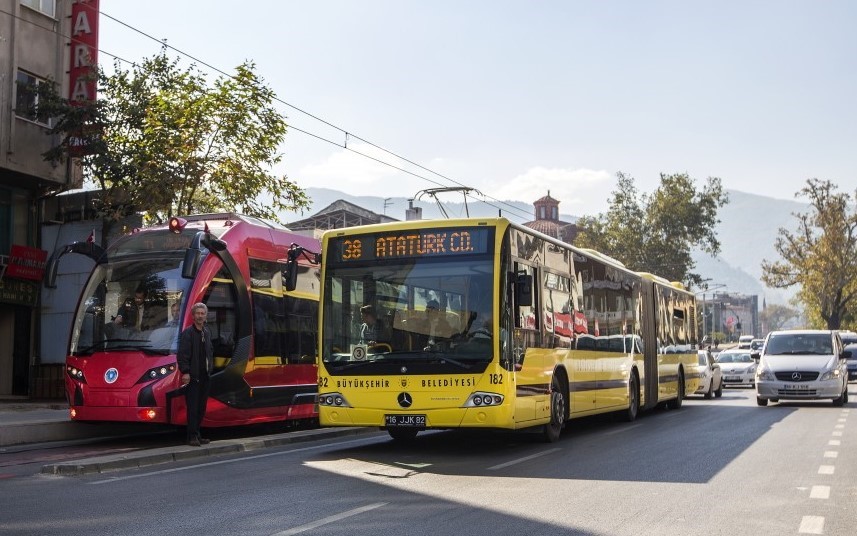 Bursa’da toplu taşımaya zam
?v=1