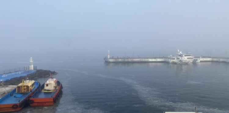 Çanakkale Boğazı’nda sis nedeniyle feribot seferleri durduruldu