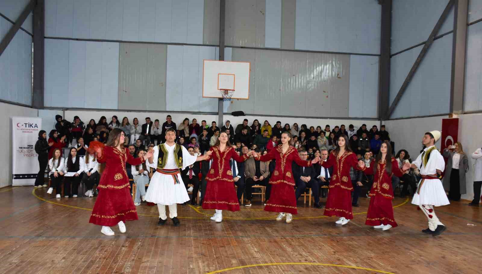 TİKA Arnavutluk’taki Okula Fen ve Yabancı Dil Laboratuvarları kurdu
