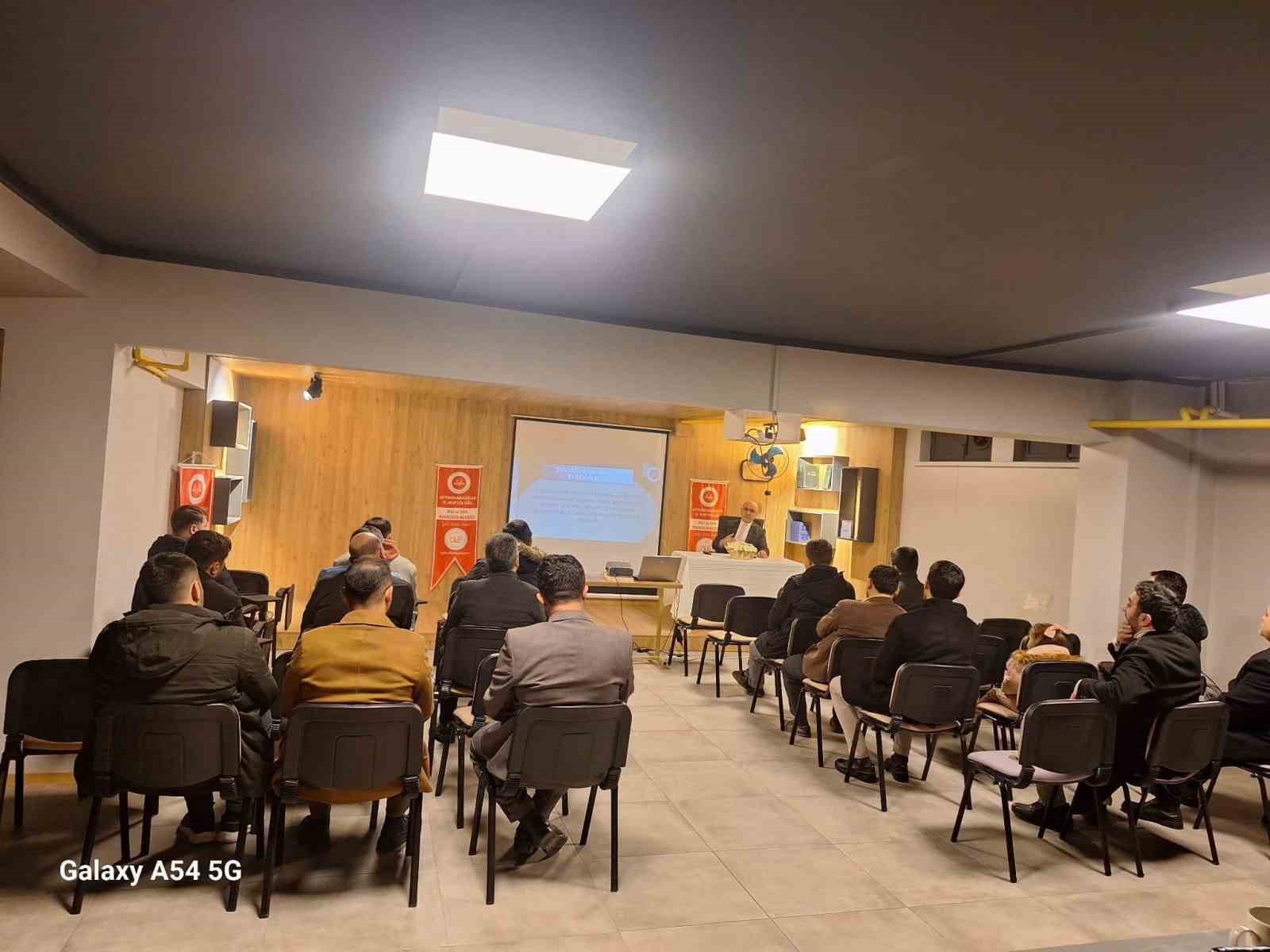  Baba Okulu  seminerlerinde yeni dönem başladı
