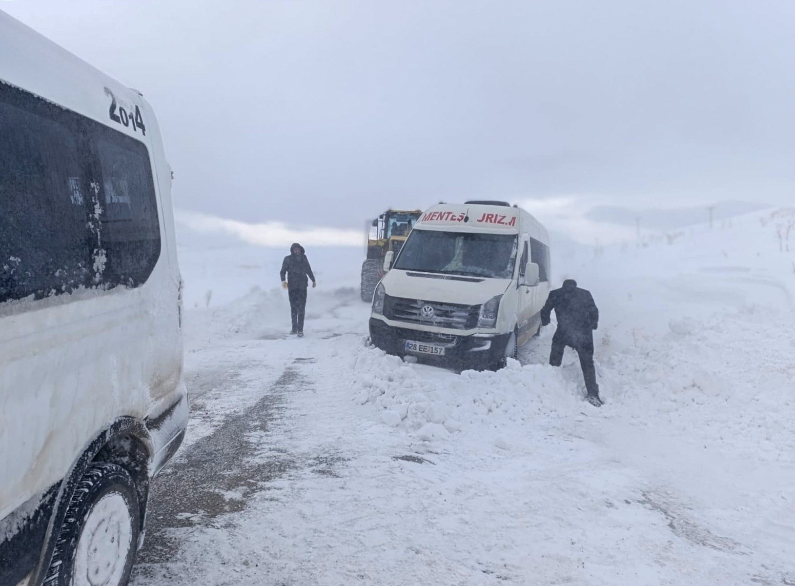 Van’da tipide mahsur kalanlar kurtarıldı
?v=1