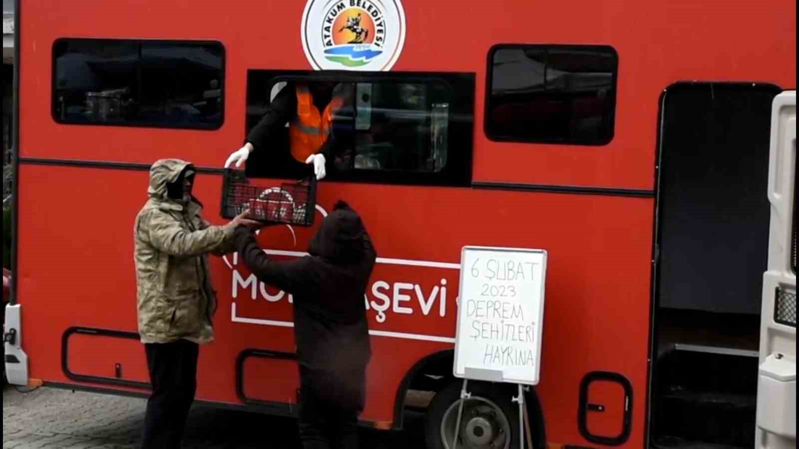 Atakum Mobil Aşevi’nden deprem şehitleri anısına faaliyet
?v=1