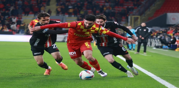 Ziraat Türkiye Kupası: Göztepe: 0 - Gaziantep FK: 0 (İlk yarı)