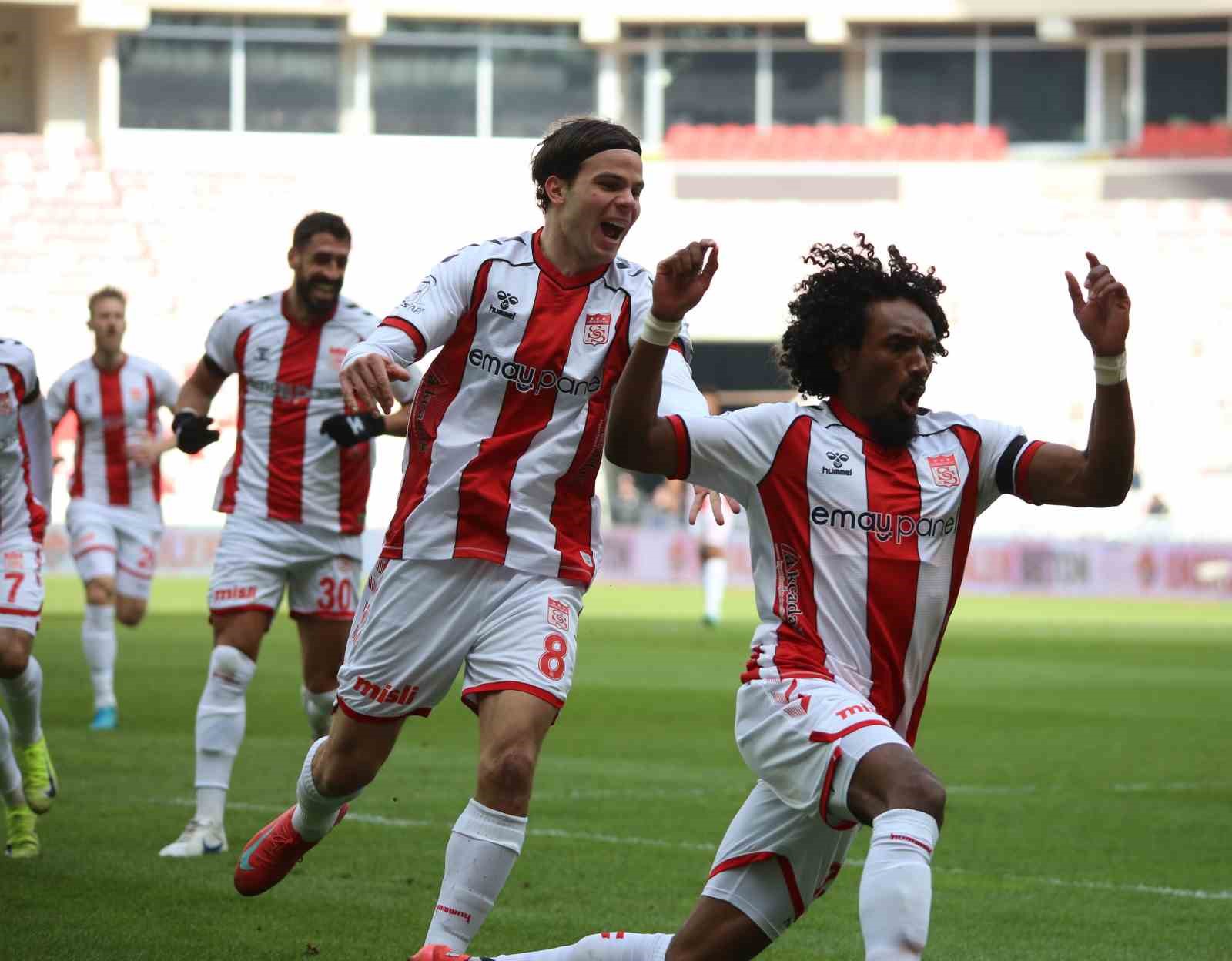 Sivasspor’da tek hedef galibiyet
?v=1