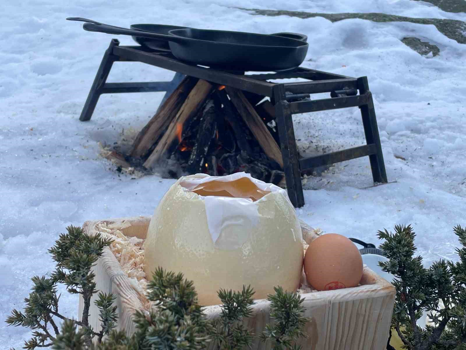 Ağrı Dağı’ndan geldi, Uludağ’da pişti
?v=1