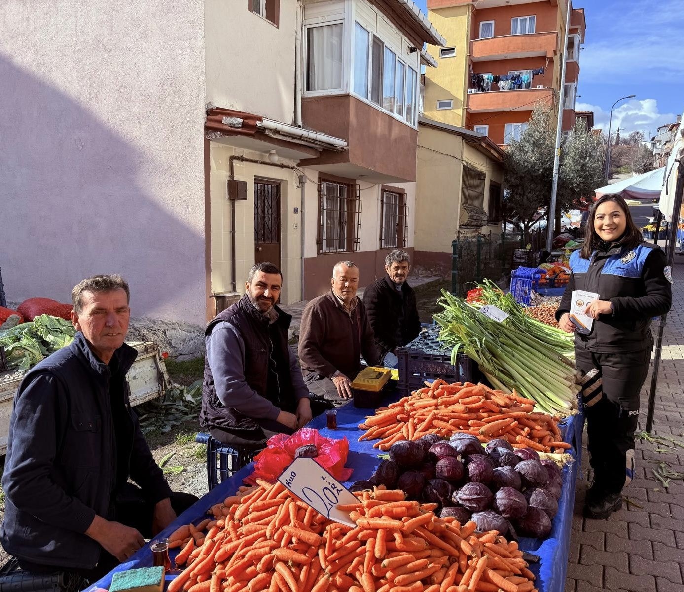 Esnafları dolandırıcılık olaylarına karşı uyardılar
