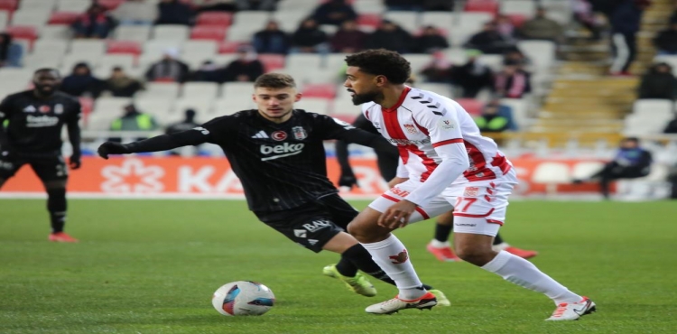 Trendyol Süper Lig: Sivasspor: 0 - Beşiktaş: 0 (Maç devam ediyor)