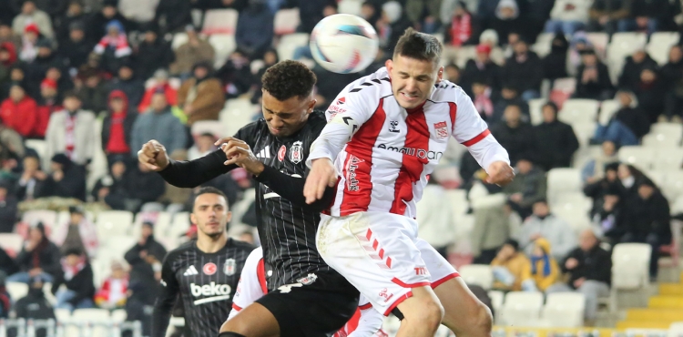 Trendyol Süper Lig: Sivasspor: 0 - Beşiktaş: 2 (Maç sonucu)