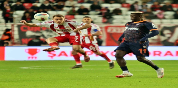 Trendyol Süper Lig: Antalyaspor: 0 - Başakşehir: 0 (Maç sonucu)