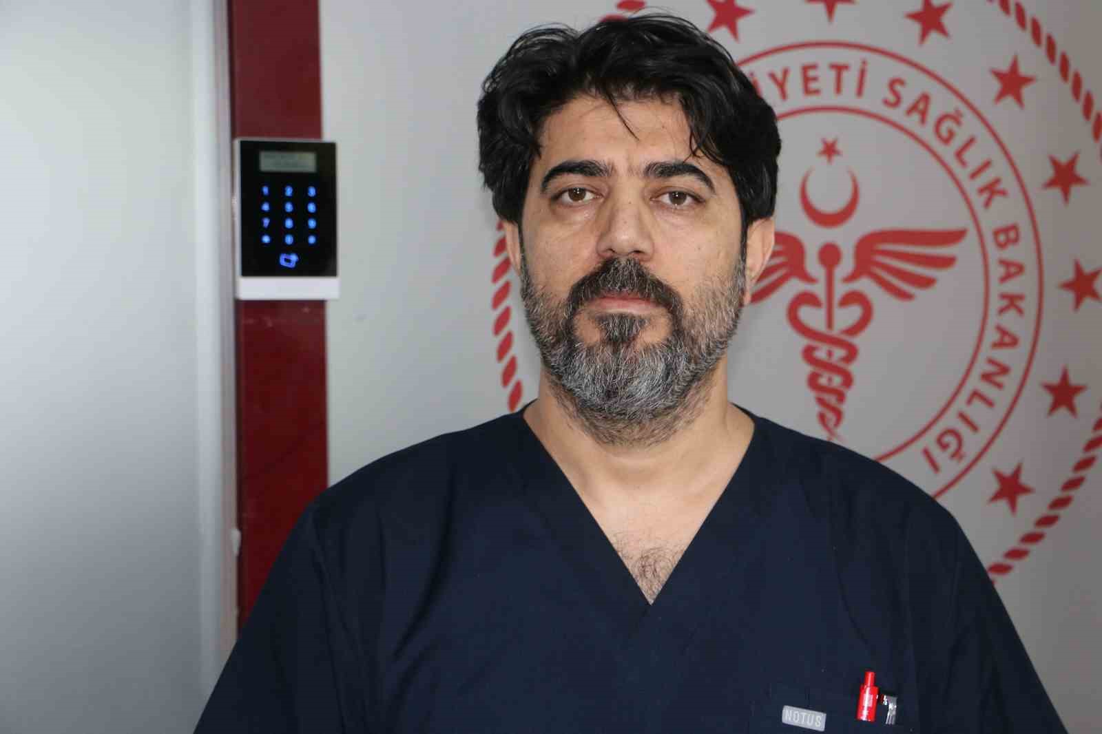 Uzman doktor epilepsi konusunda uyardı:  Çene açma hareketinin nöbeti durdurduğuna yönelik bir etkisi yoktur 
