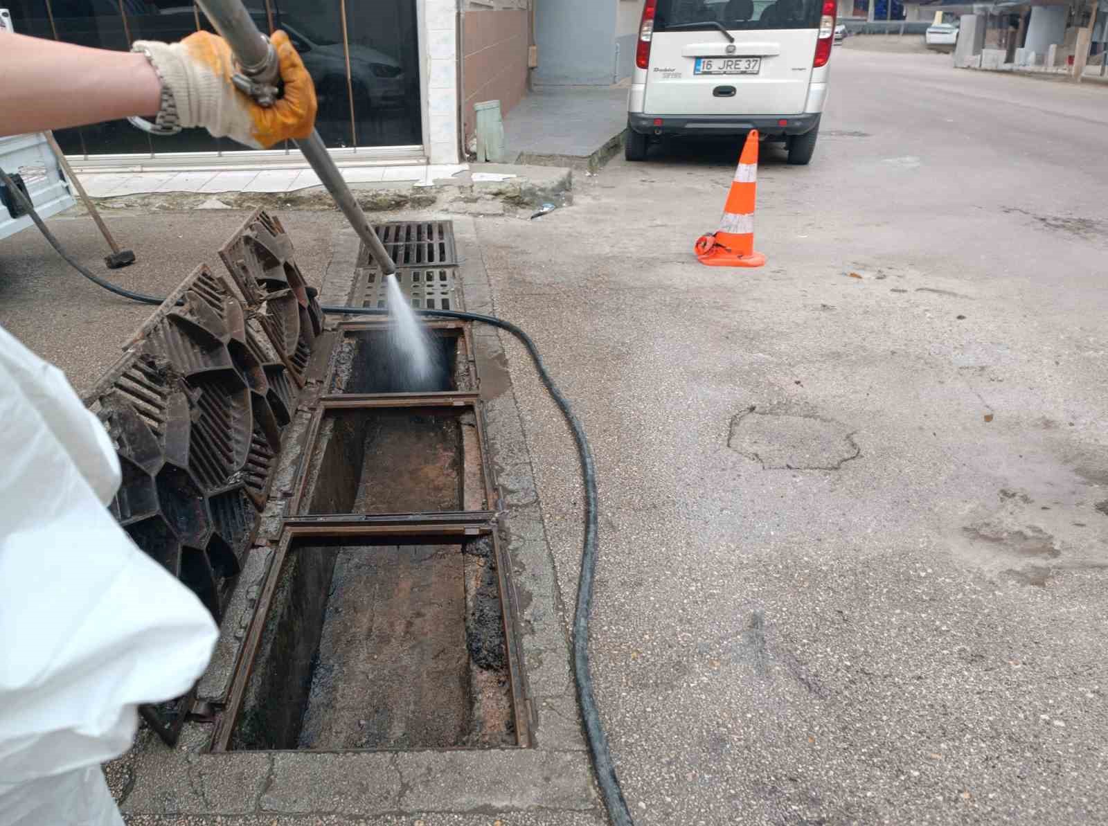 Bursa’da sel ve taşkın riskine karşı mazgallar temizleniyor
?v=1