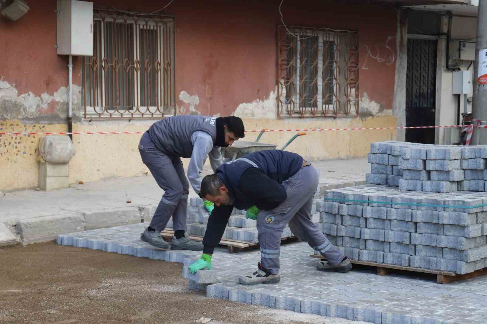 Turgutlu’nun 11 kırsal mahallesinde yollar düzenleniyor
?v=1