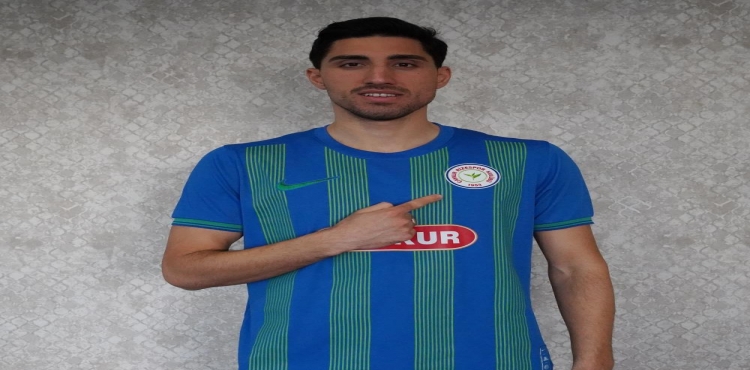 Çaykur Rizespor, Berkay Özcan’ı kiralık olarak kadrosuna kattı?v=1