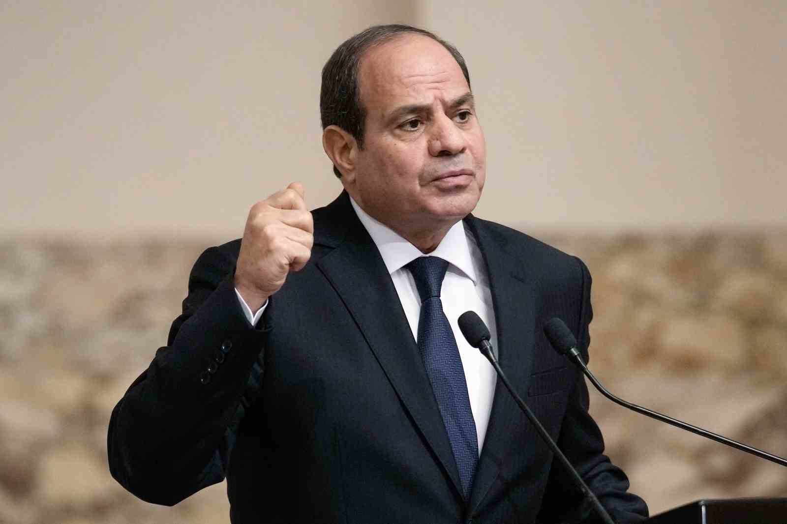 Mısır Cumhurbaşkanı es-Sisi:  Filistin halkını yerinden etmeden Gazze Şeridi’nin yeniden inşasına derhal başlanması gerekiyor 
?v=1