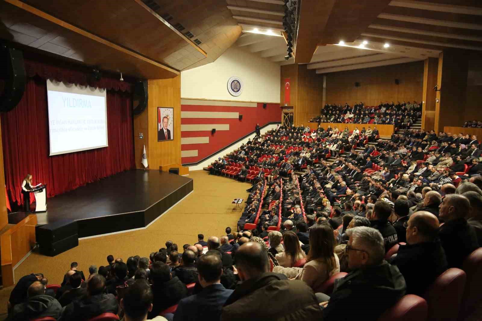 Erzurum’da hizmet içi eğitimler devam ediyor
?v=1