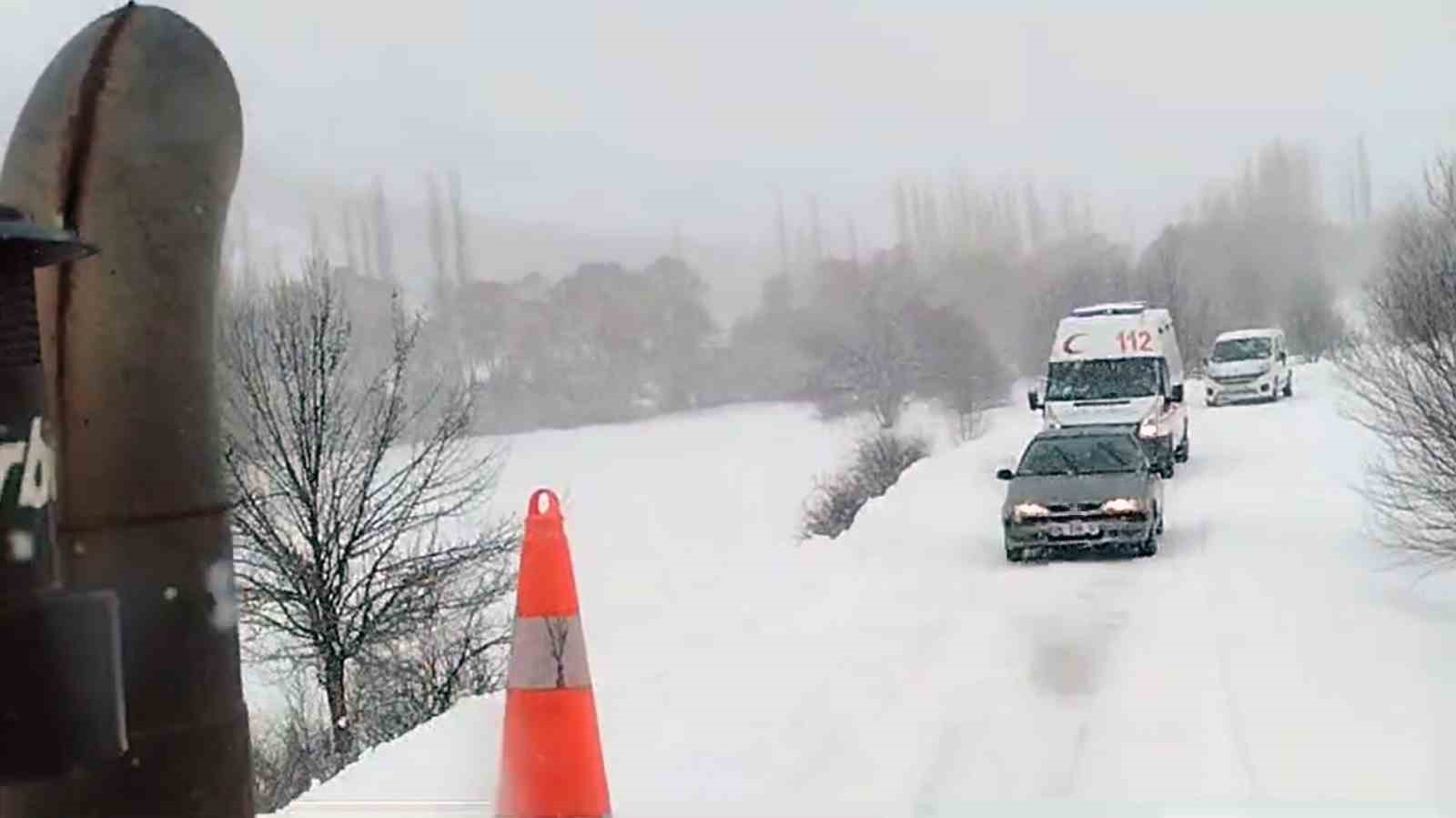 Yozgat’ta kapanan yerleşim yolları tamamen açıldı
?v=1