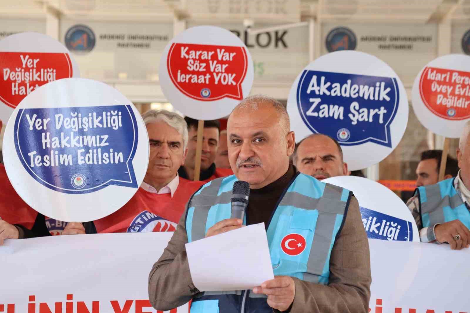 Eğitim Bir Sen Şube Başkanı Miran:  Eşit ve adil maaş seviyesine ulaşılması gerekiyor 
?v=1