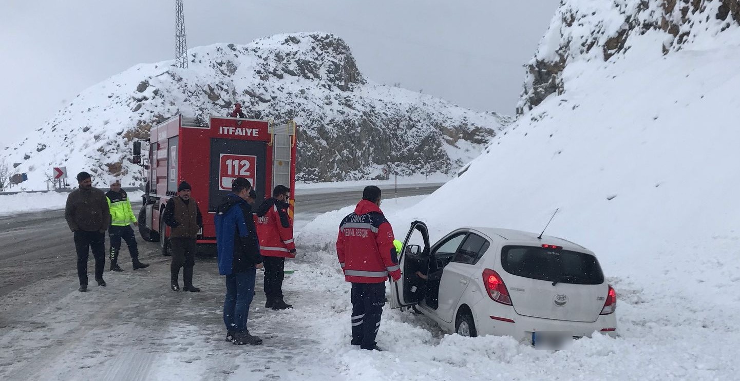 Donma tehlikesi yaşayan aile kurtarıldı
?v=1