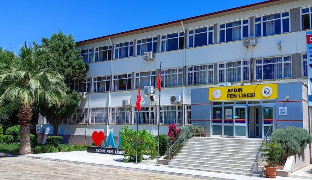 Aydın Fen Lisesi, 6 projesiyle zirvede yer aldı
?v=1