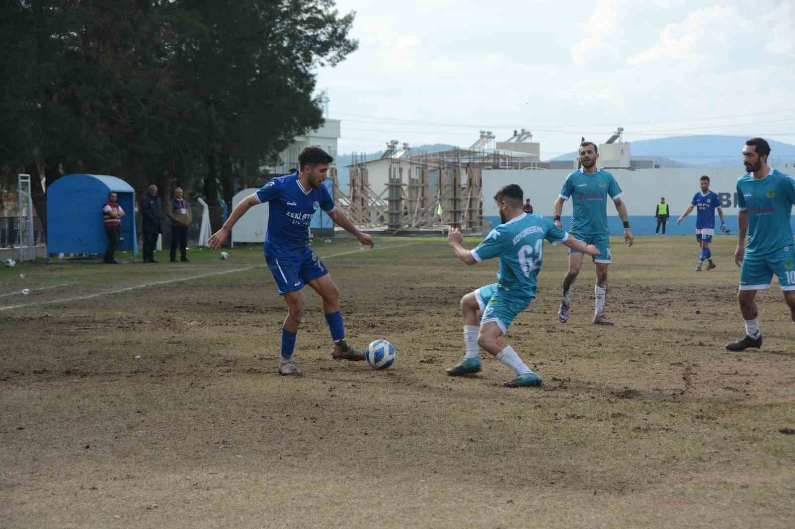 Aliağa Helvacı Spor: 4 - Koyundere Gençlik Spor: 0
?v=1