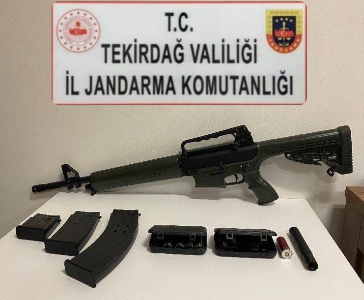 Tekirdağ’da kaçak silah operasyonları
