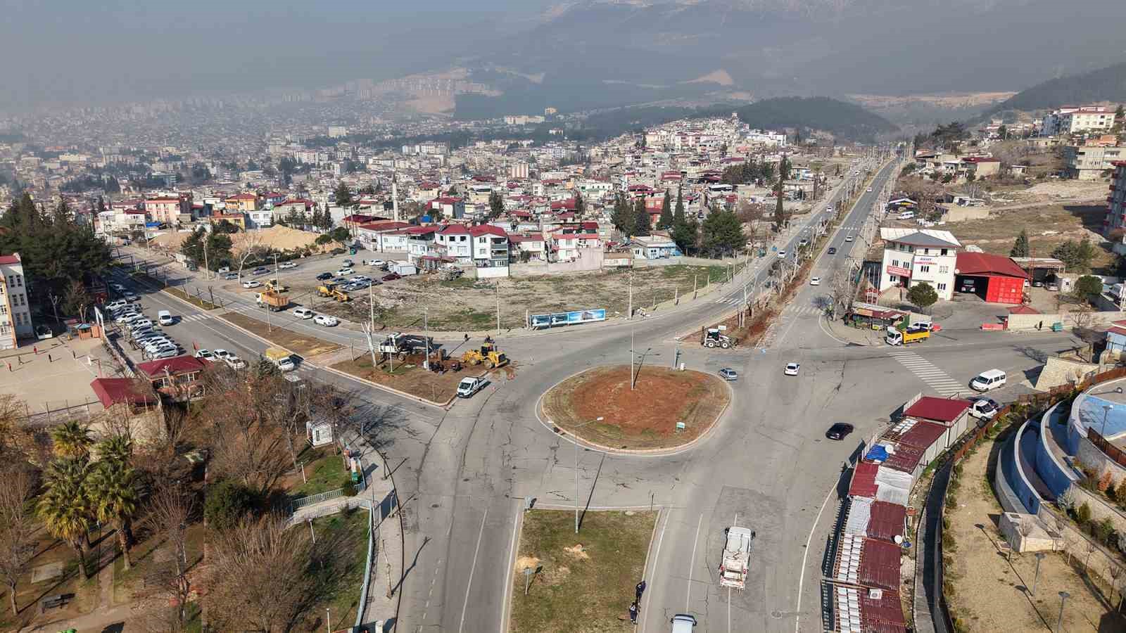 Kahramanmaraş’ta yol ve kavşak çalışmaları
?v=1