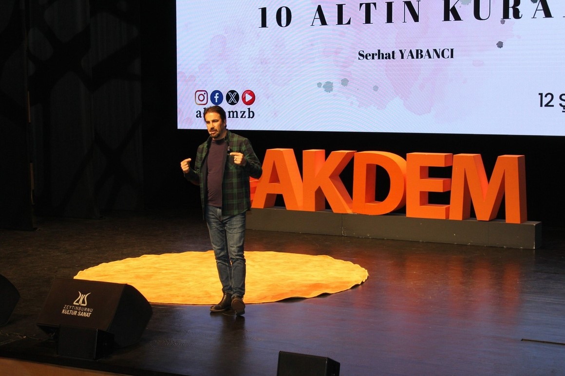 AKDEM’den   Mutlu Evlilikler için 10 Altın Kural  konulu seminer
