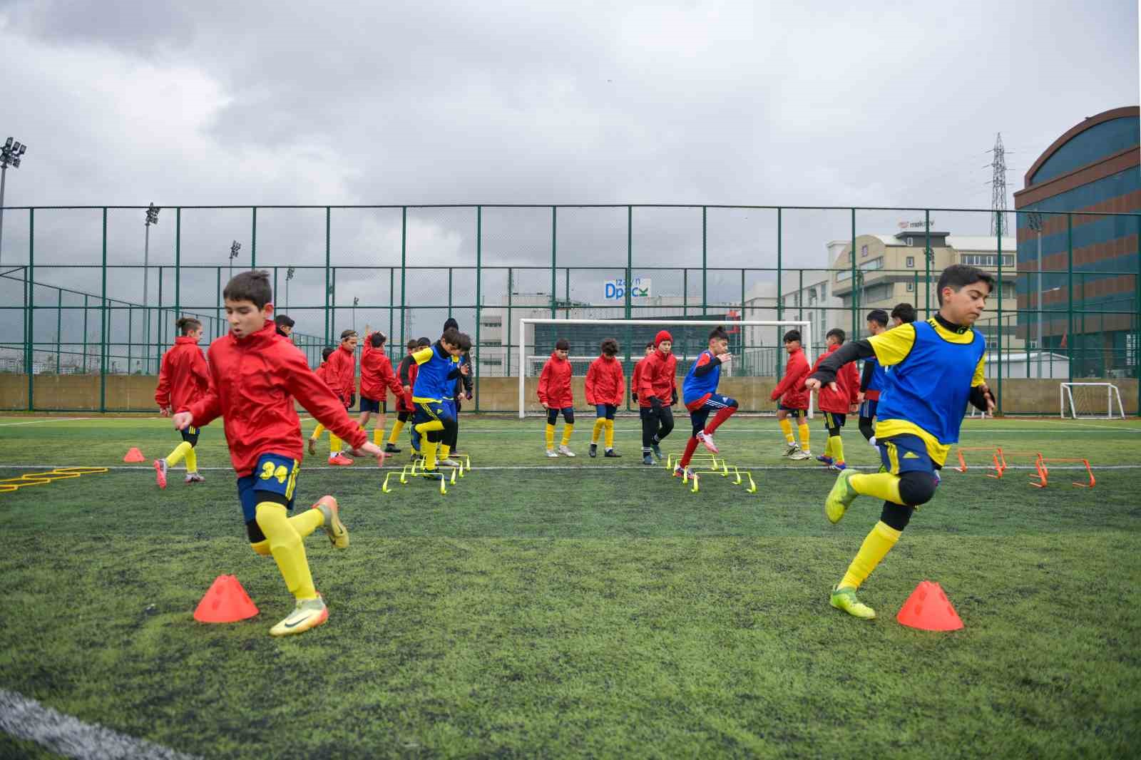 Esenyurt Belediyesi’nden amatör spora tam destek
?v=1