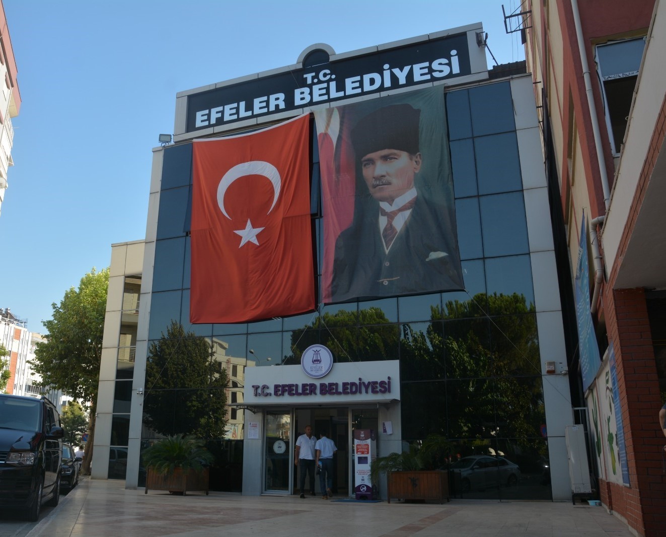 Efeler Belediyesi’nden ’etkinlik’ açıklaması
?v=1